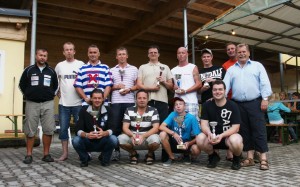 Kapitäne der Turniermannschaften - Gratulation dem SV Riveg zum Turniersieg!