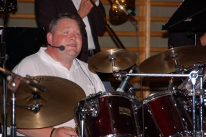 Schlagzeuger und Sänger Harry Eder