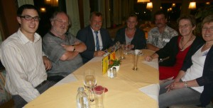 Marianne Schallauer (zweite von rechts) leitete die Sizung auf der Seeterrasse