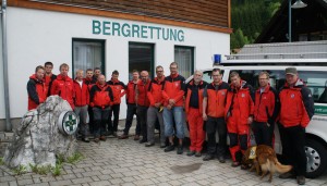 Herzlichen Dank dem Bergrettungsdienst NÖ/Wien unter der Einsatzleitung der Ortsstelle Lunz mit Markus Aigner und Norbert Fallmann, sowie mit Unterstützung weiterer Bergrettungs-Ortsstellen, insbesondere der Bergrettung Göstling und der Alpinen Einsatzgruppe der Polizei und der Feuerwehr Lunz am See sowie dem Notarzthubschrauberteam C15.