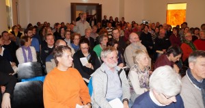 Interessante diskussion im bis auf den letzten Platz gefüllten Saal