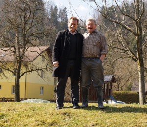 Ein Anrainer lud mich ein, bei der ersten Ausfahrt auch den Radweg bei ihm auf eine Jause einzukehren. Danke für die Einladung!