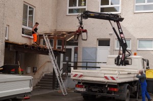 Vorbereitungsarbeiten zur Neugestaltung des Eingangsbereiches der Volksschule und der Ordination