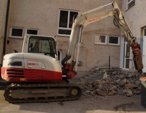 Bauarbeiten gehen (am Nachmittag) voran