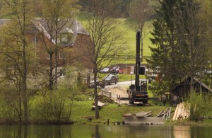 Blick zum Wasserkluster, wo Sanierungsarbeiten am Steg bzw. der Bootshütte laufen. Mehr drüber morgen!