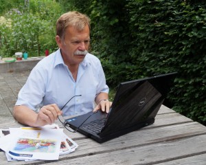 Büroarbeit im Garten