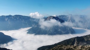 Blick Richtung Hochschwab - die Riegerin erhebt sich aus dem Nebelmeer