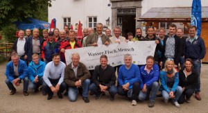 Tre4ffpunkt für die Exkursion war beim Herrenhaus in Hof (Mendlingtal)