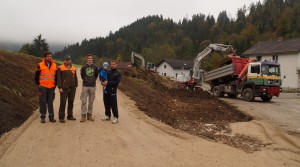 Die Arbeiten für den Parkplatz laufen auf Hochtouren