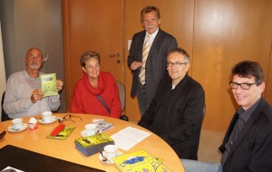 More Ohr Less wird sich thematisch auf die LA beziehen