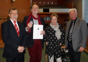 Mit Bütgermeistekollegen Kurt Staska aus Baden, dem Wohnsitz der Fam. Roedelius, war ich als Ehrengast bei der Verleihung dabei.