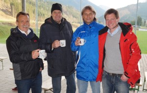 Freundschaftliche Matchanalyse mit der Allhartsberger Vereinsführung bei einem der Temperatur  entsprechenden heißen Tee.