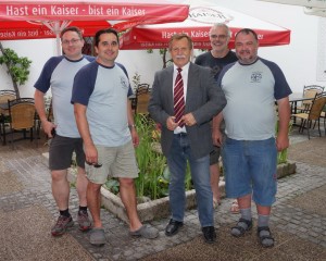 Kurzbesuch beim MAV im Zellerhof: Gerald Pfiffinger (Birdlife) – Jürgen Birgl (MAV, Rudi Brandstetter (Obmann MAV) - Ing. Heinz Schlemmer („Naturbeauftrager“ Landesreg. NÖ)