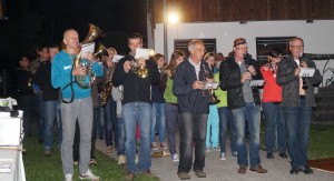 Musik spielt auf